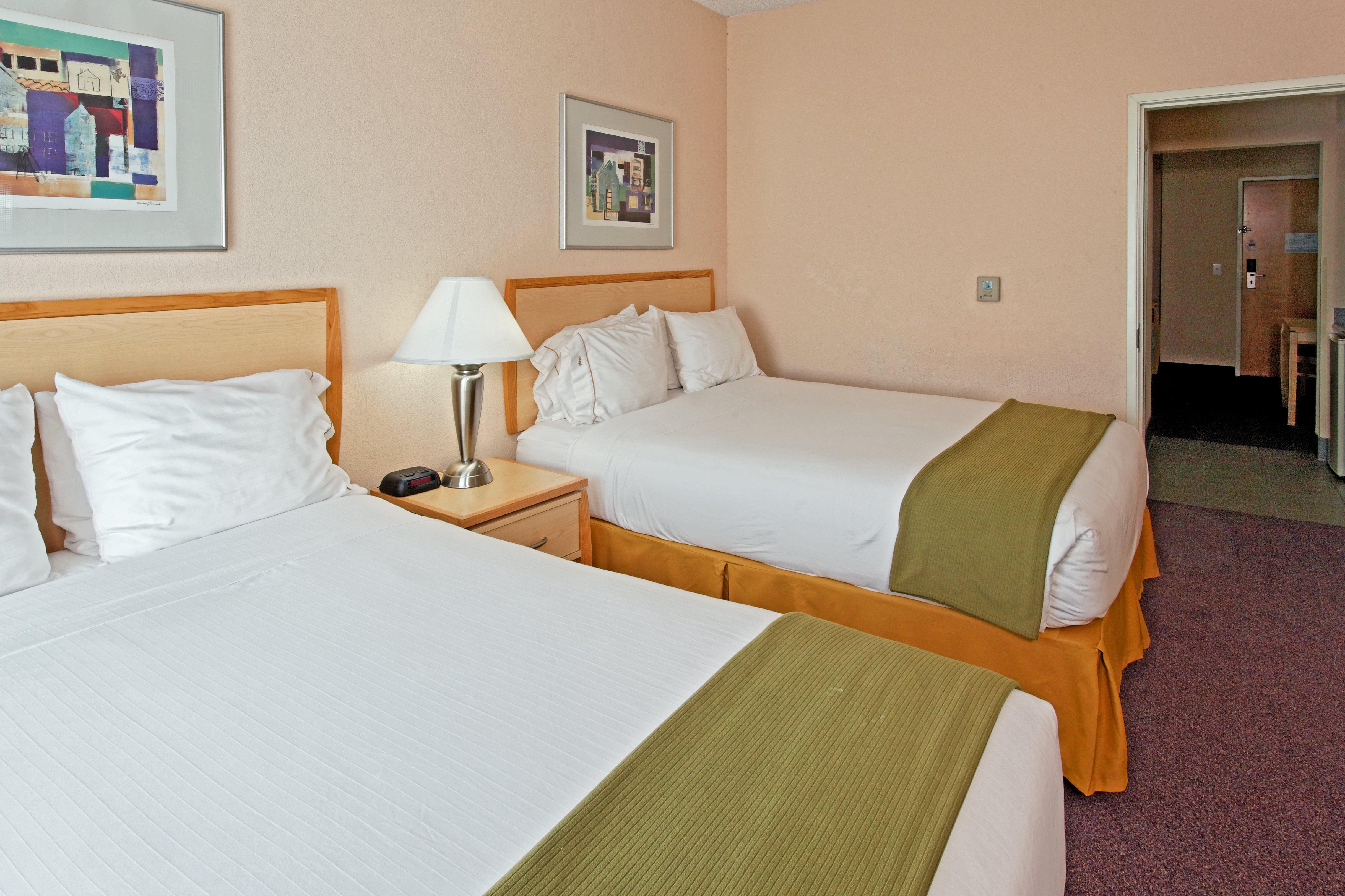 Holiday Inn Express Hotel & Suites San Antonio - Rivercenter Area By Ihg Esterno foto