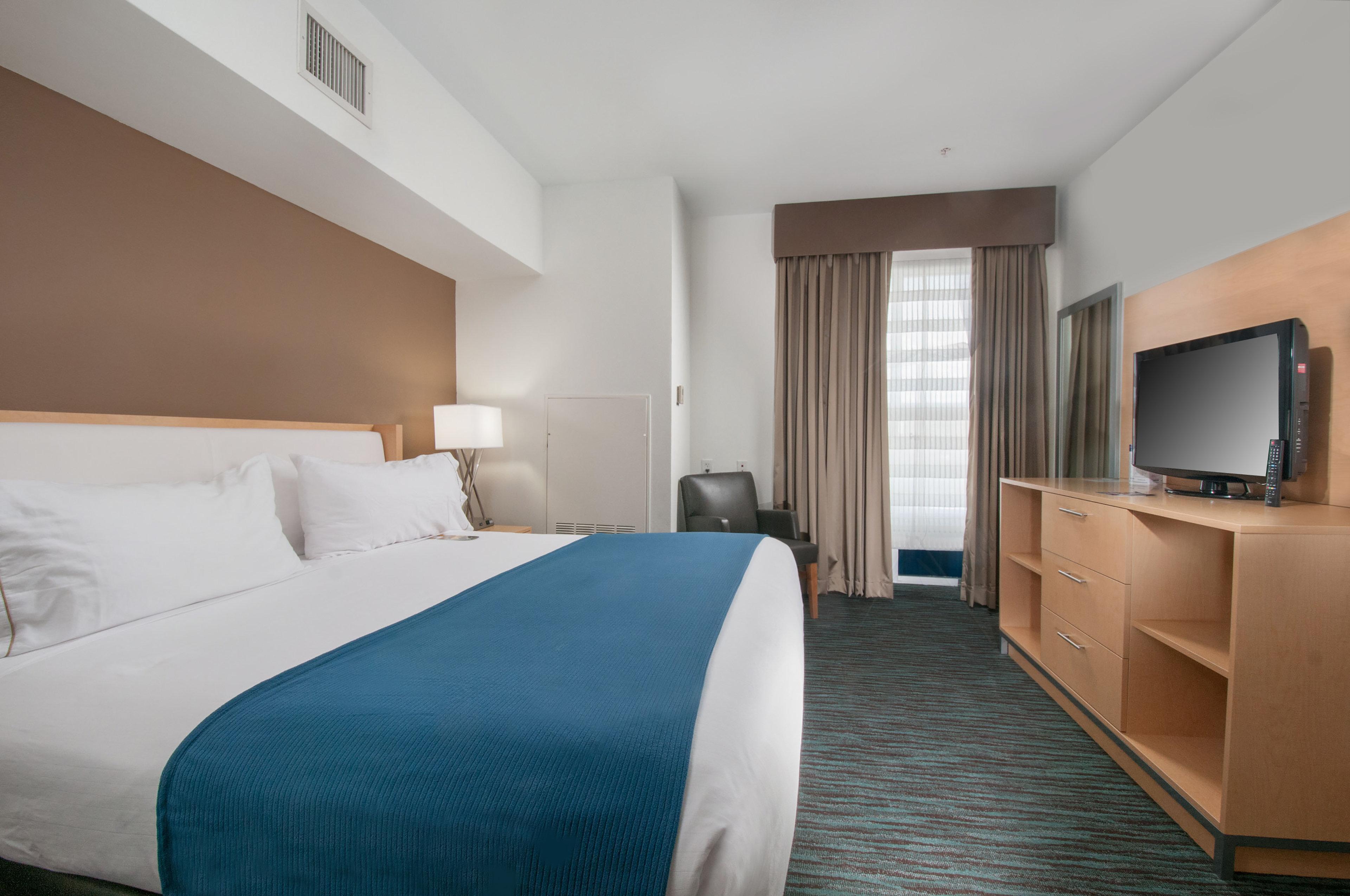 Holiday Inn Express Hotel & Suites San Antonio - Rivercenter Area By Ihg Esterno foto